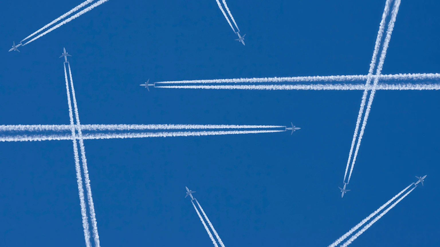 Contrails (by McKinsey in the linked article)